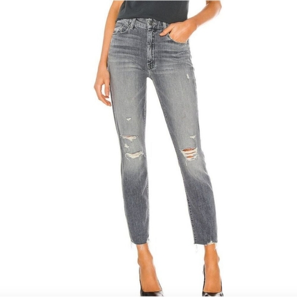 MOTHER Denim - Mother High Waisted Looker Ankle Nick Fray Jeans